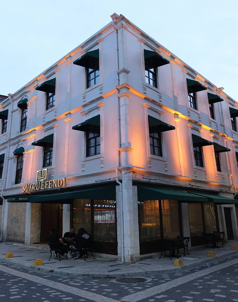 Köşe cephe